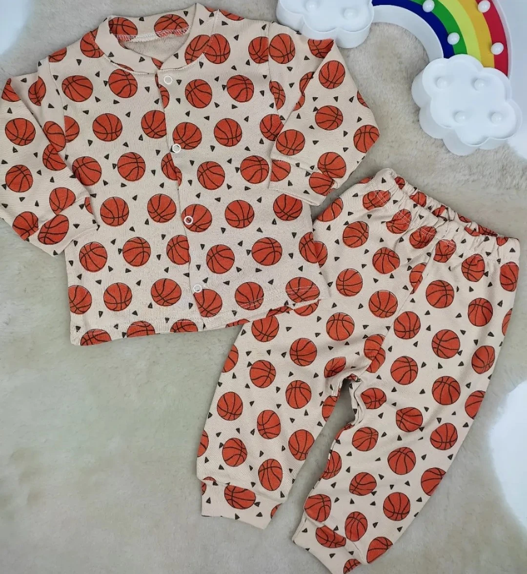 bebek pijama takımı basketball desenli çıtçıtlı krem 