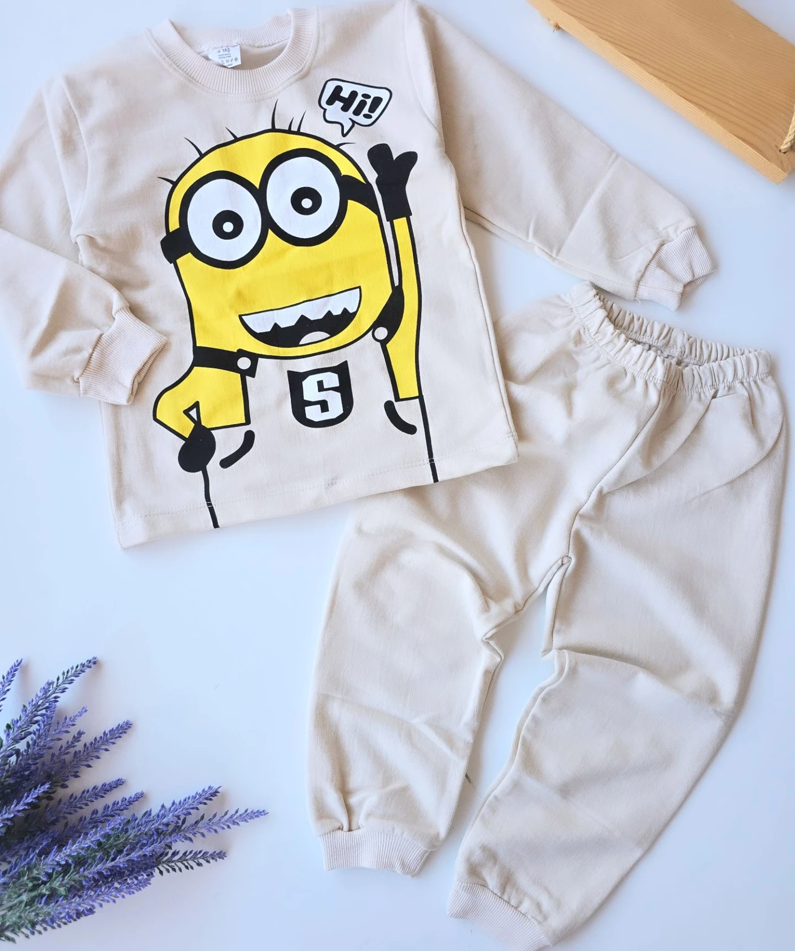 Çocuk Takım Pijama Minion Baskılı Bej 4-6 Yaş 