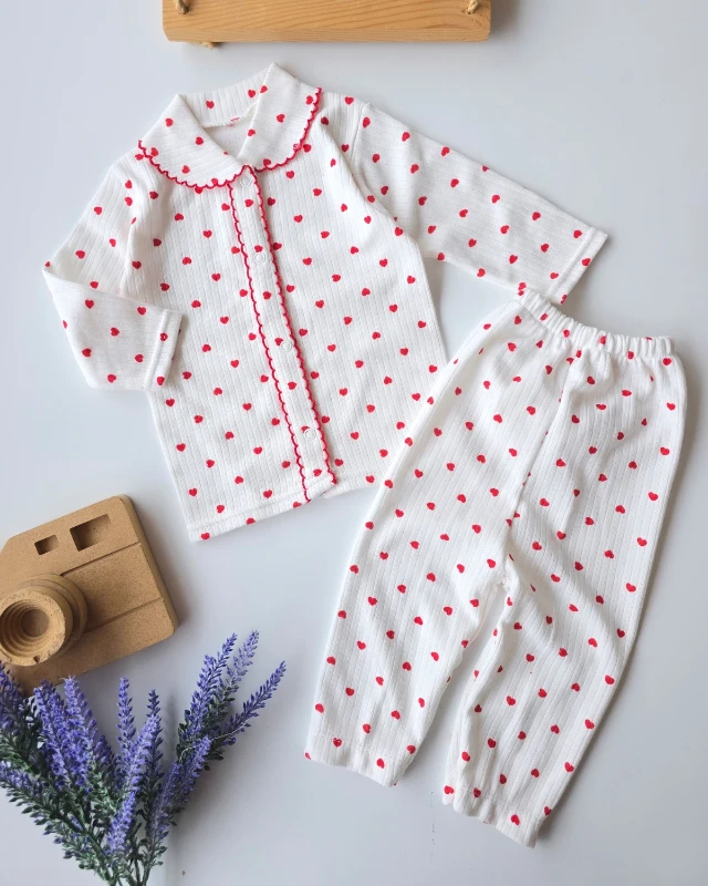 Bebek takım kalp baskılı dantel yaka çıtçıtlı pijama 0-6 ay