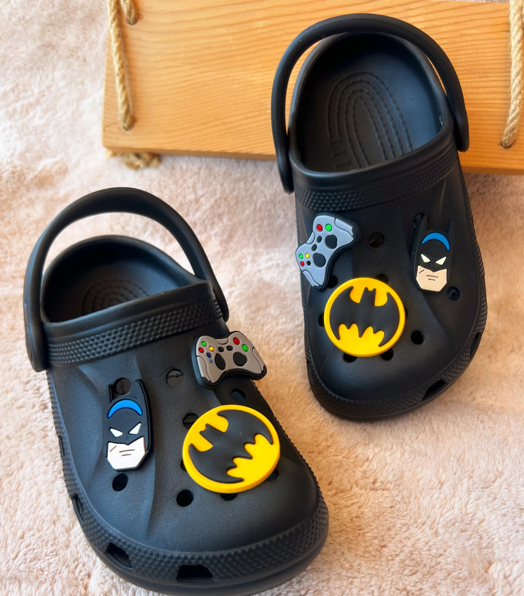 Çocuk Terlik Model Batman Aksesuarlı Siyah 